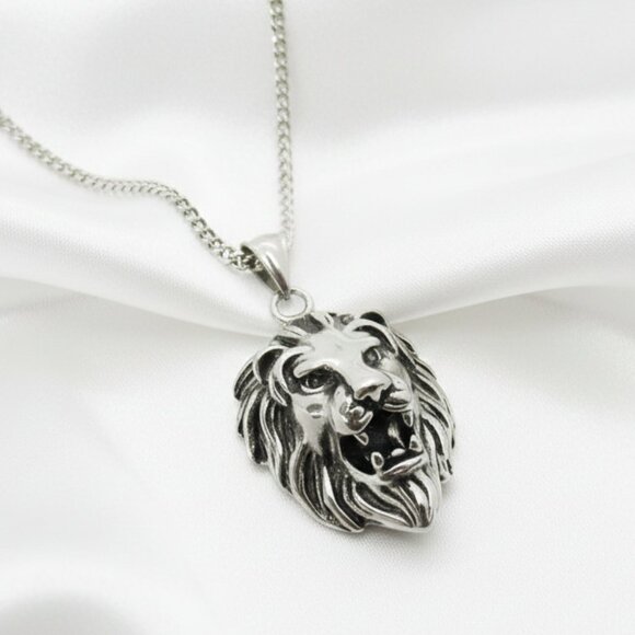 Believe by Brilliance Men’s Silver Lion Head Pendant Necklace 24” NWT - Picture 1 of 8